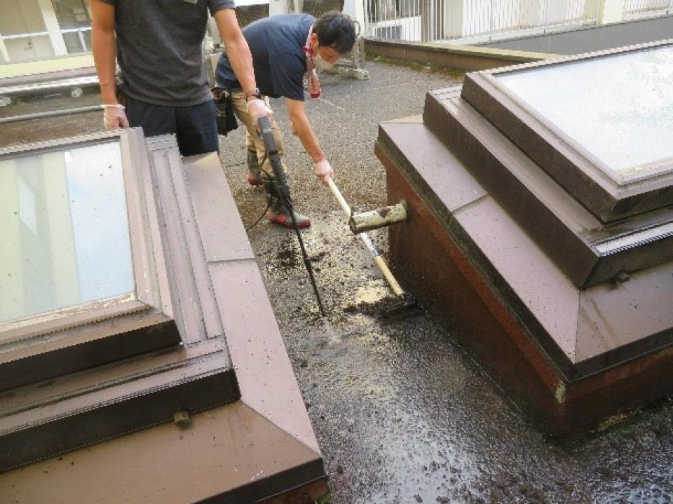 大雨に備え、掃除しました（角川ヴィラ）