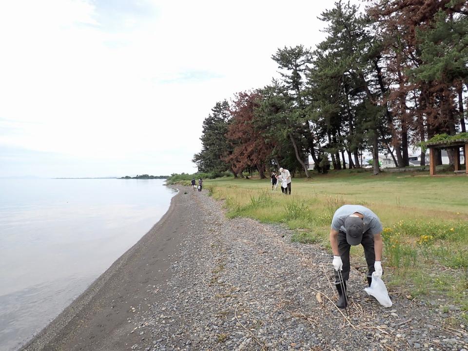 地域一斉清掃を実施しました（さわやか荘）