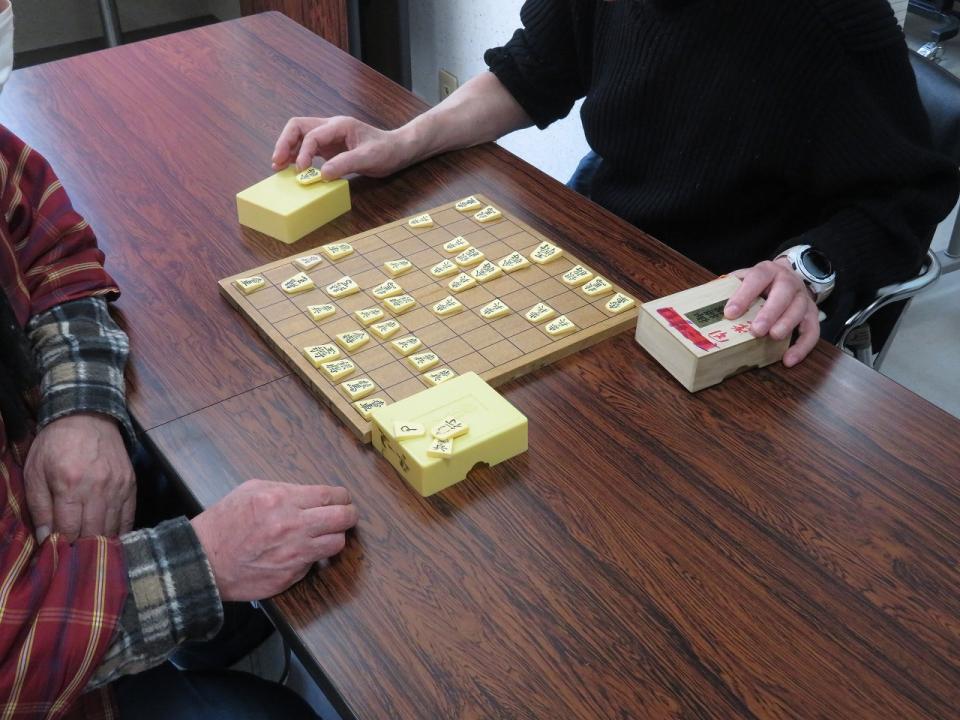 恒例　将棋・オセロ大会開催！（角川ヴィラ）
